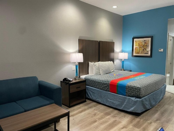 Haven Inn & Suites Downtown Houston. image 6